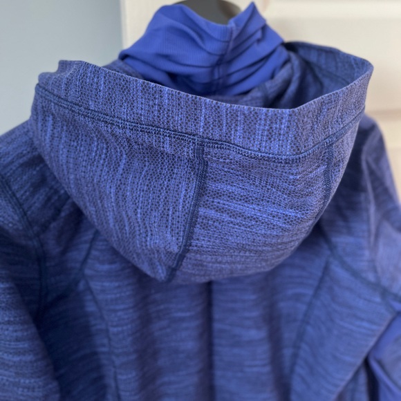 Lululemon Blue tunic length hoodie - Picture 5 of 5